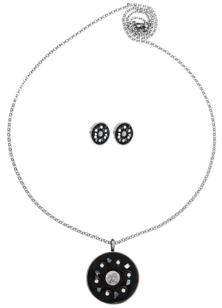 Комплект Art-Silver: колье, серьги, цвет: серебряный, черный. К1911-733К1911-733 Комплект Art-Silver: колье, серьги, цвет: серебряный, черный. К1911-733К1911-733Оригинальный комплект украшений Art-Silver включает в себя стильные серьги и колье. Украшения выполнены из бижутерного сплава стали и керамики. Колье представляет собой тонкую цепочку с оригинальным плетением, дополненную массивной подвеской. Подвеска имеет круглую форму и выполнена из стали и керамики черного цвета. Колье дополнено кубическим цирконием и перламутром. Изделие имеет надежную застежку-карабин. Оригинальные серьги- пуссеты, декорированные цирконами и перламутром, оригинально дополнят данный комплект. В качестве основы украшения использованы застежки-гвоздики с удобными фиксаторами из металла. Изящный комплект придаст вашему образу изюминку, подчеркнет красоту и изящество вечернего платья или преобразит повседневный наряд.