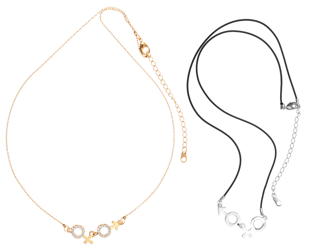 Колье Art-Silver, цвет: золотой, серебряный, черный. 134281-885134281-885 Колье Art-Silver, цвет: золотой, серебряный, черный. 134281-885134281-885Стильное колье Art-Silver представляет собой комплект из двух отдельных украшений, дополненных изящными подвесками. Одно колье представляет собой тонкую цепочку оригинального плетения, выполненную из бижутерного сплава с покрытием под золото. Подвеска изделия дополнена кубическим цирконием. Второе колье выполнено из кожаного шнурка с подвеской серебристого цвета. Оба изделия застегиваются на замок-карабин с регулирующей длину цепочкой. Стильное колье станет оригинальным аксессуаром, как для повседневного, так и для вечернего наряда, оно подчеркнет вашу индивидуальность и неповторимый стиль.
