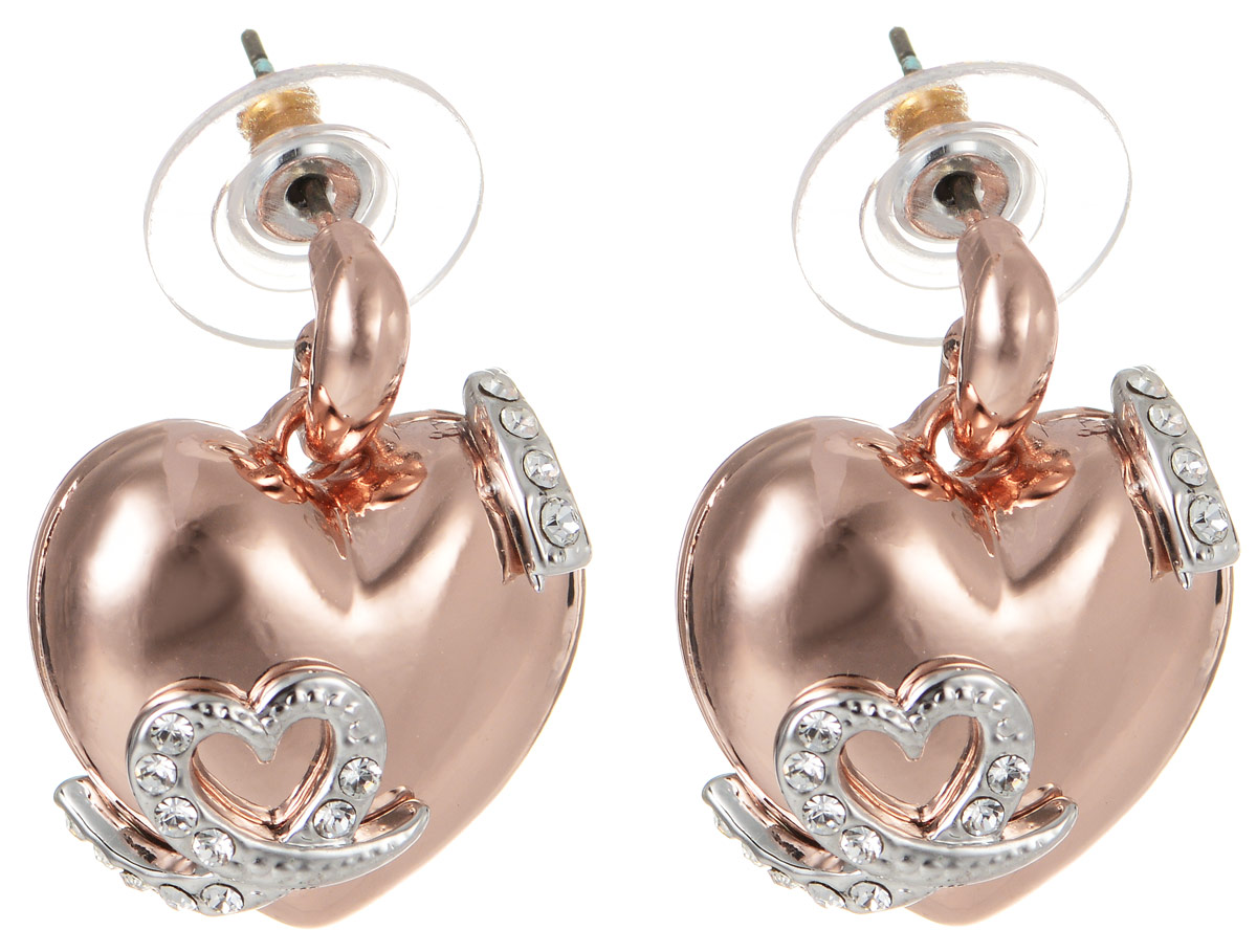 Серьги Art-Silver, цвет: золотой, серебряный. MS06095E-T-A-680MS06095E-T-A-680 Серьги Art-Silver, цвет: золотой, серебряный. MS06095E-T-A-680MS06095E-T-A-680Оригинальные серьги Art-Silver выполнены из бижутерного сплава с покрытием под золото, с легкостью завершат ваш образ. В качестве основы украшения использован замок-гвоздик с фиксаторами из металла и пластика. Серьги дополнены оригинальными подвесками в виде объемного сердца, декорированного элементами серебристого цвета, инкрустированными кубическим цирконием. Стильные серьги придадут вашему образу изюминку, подчеркнут красоту и изящество вечернего платья или преобразят повседневный наряд.