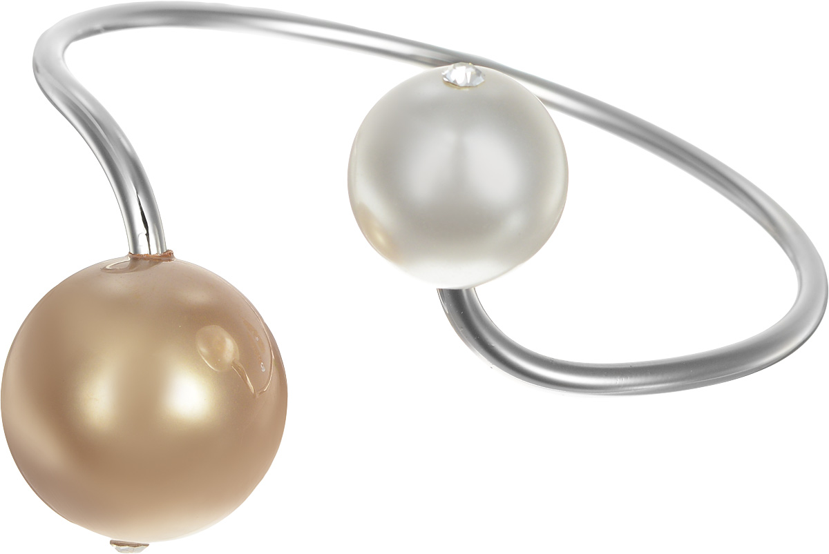 Браслет Art-Silver, цвет: серебряный, белый, золотистый. 01675-1-42301675-1-423 Браслет Art-Silver, цвет: серебряный, белый, золотистый. 01675-1-42301675-1-423Лаконичный женский браслет Art-Silver выполнен из бижутерного сплава и циркона. Модель оформлена декоративными элементами из искусственного жемчуга. Металлический каркас обеспечивает прилегание модели к руке. Красивый и необычный браслет блестяще подчеркнет ваш изысканный вкус и поможет внести разнообразие в привычный образ.
