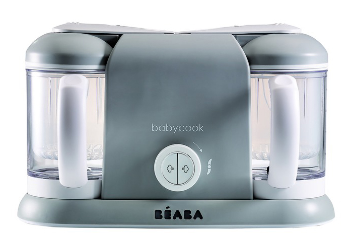 Beaba Блендер-пароварка Babycook Plus цвет светло-серый912464 Beaba Блендер-пароварка Babycook Plus цвет светло-серый912464Beaba является признанным экспертом по созданию продукции для первого прикорма малыша. В компании считают, что с юного возраста ребенку необходимо закладывать правильные здоровые вкусовые привычки. Вот уже 25 лет, как мамы со всего мира начинают готовить первый прикорм с помощью блендера-пароварки Babycook, а также используют сопутствующие аксессуары. Блендер-пароварка Beaba Babycook Duo 4 в 1 приготовит на пару, измельчит, подогреет и разморозит любое блюдо всего за 15 минут! Подходит для любых продуктов: овощи, фрукты, рыба или мясо, а также каши и макароны. Благодаря объемным чашам XXL (2200 мл) вы сможете приготовить еще больше вкусных блюд. Готовит на пару - сохраняет витамины и вкус. Позволяет приготовить блюда без жира, сохраняя витамины, а также натуральный вкус и аромат продуктов. Измельчает - вы сами выбираете консистенцию. Продукты в рацион ребенка вводятся постепенно, вначале в виде пюре, затем измельченные и лишь после кусочками. С помощью...