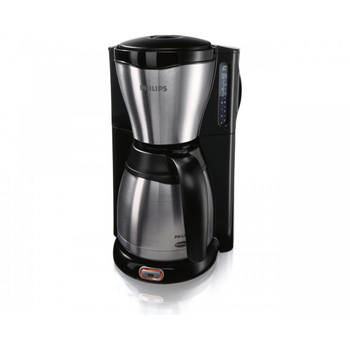 Philips HD7546/20 кофеваркаHD7546/20 Philips HD7546/20 кофеваркаHD7546/20Эта металлическая кофеварка Philips HD7546/20 идеально подойдет для тех, кто ценит и аромат кофе, и дизайн. Термокувшин из нержавеющей стали с двойными стенками надолго сохранит кофе свежим и горячим. Ударопрочный термокувшин из нержавеющей стали Ударопрочный термокувшин из нержавеющей стали в этой кофеварке Philips поддерживает оптимальную температуру и сохраняет аромат кофе. Индикатор уровня воды Индикация уровня воды в кофеварке упрощает наполнение резервуара. 1000 ватт Быстрое приготовление кофе благодаря специальному насосу кофеварки Philips. Система капля-стоп позволяет прервать приготовление кофе в любой момент Система капля-стоп позволяет в любой момент прервать приготовление и налить в чашку ароматный кофе. Автоматическое выключение Капельная кофеварка Philips отключается автоматически после приготовления кофе. Термокувшин обеспечит длительное поддержание температуры. ...