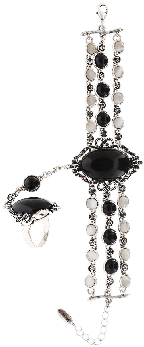Комплект Art-Silver: браслет, кольцо, цвет: серебряный, черный. 065588-001-2873065588-001-2873 Комплект Art-Silver: браслет, кольцо, цвет: серебряный, черный. 065588-001-2873065588-001-2873Оригинальный комплект украшений Art-Silver включает в себя стильный браслет и кольцо. Украшения выполнены из бижутерного сплава. Браслет соединен с кольцом оригинальной цепочкой и образует единое украшение. Браслет представляет собой основу из трех цепочек, в центре соединенных массивным элементом с ажурной основой из металла и с вставкой из пластика, имитирующей натуральный камень. Элементы браслета украшены кошачьим глазом и дополнены цирконами. Изделие имеет надежную застежку-карабин с регулирующей длину цепочкой. Массивное кольцо 19 размера дополнено вставкой из ювелирного пластика и украшено цирконами. Изящный комплект придаст вашему образу изюминку, подчеркнет красоту и изящество вечернего платья или преобразит повседневный наряд.