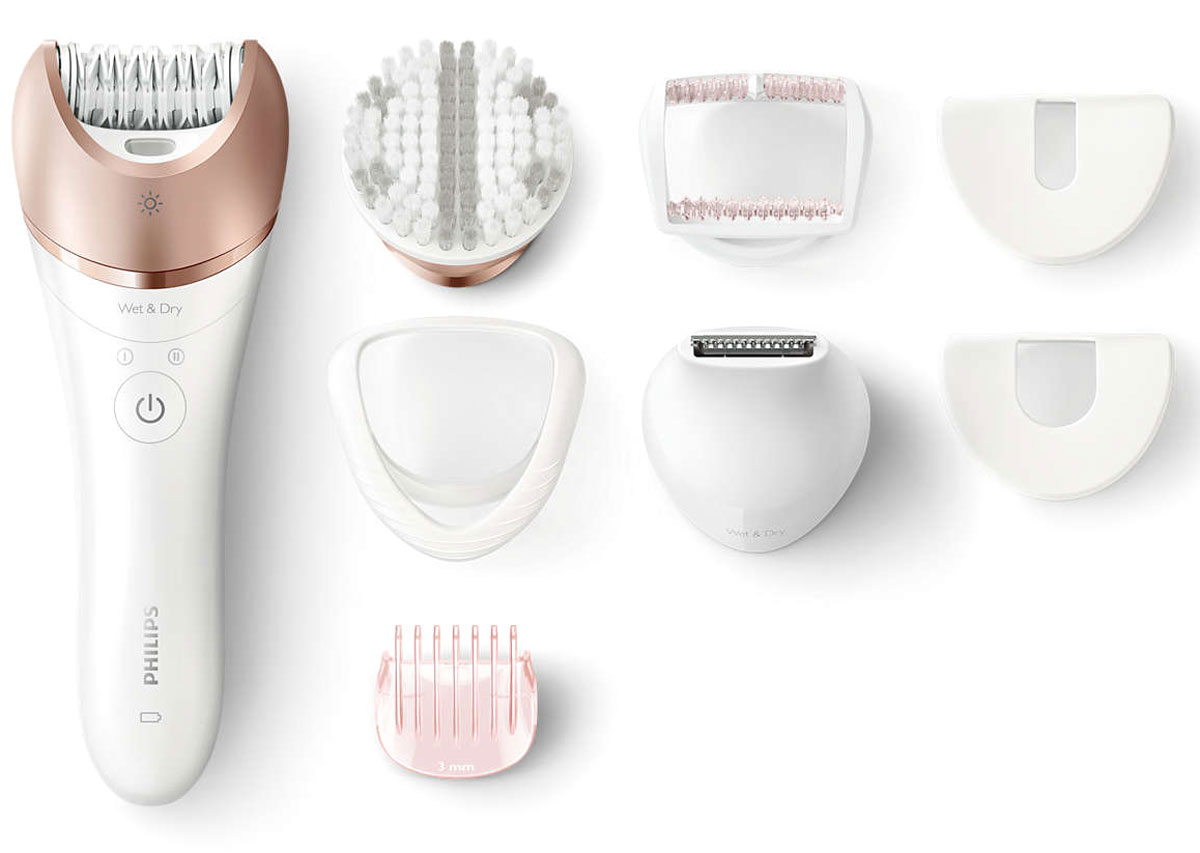 Philips BRE644/00 Satinelle Prestige, White Gold эпиляторBRE644/00 Philips BRE644/00 Satinelle Prestige, White Gold эпиляторBRE644/00Благодаря эргономичному дизайну S-образной формы Philips BRE644/00 легко перемещать по всему телу. Удобство использования и простая обработка труднодоступных участков тела без лишних усилий. Уникальная эпилирующая головка выполнена из керамического материала, что позволяет надежно захватывать даже самые тонкие волоски. Широкая эпилирующая головка для оптимального удаления волосков за одно движение и качественного результата надолго. Эпилятор Philips BRE644/00 оснащен уникальной системой: пинцеты приподнимают прилегающие к коже волоски и направляют их к участку, где они захватываются и удаляются. Благодаря круглым керамическим дискам прибор прилегает близко к коже, что обеспечивает бережное воздействие и оптимальный результат. Используйте прибор в душе или ванной: ручка с нескользящим покрытием гарантирует удобное использование как на сухой, так и на влажной коже. Благодаря уникальной подсветке вы не пропустите даже самые тонкие ...