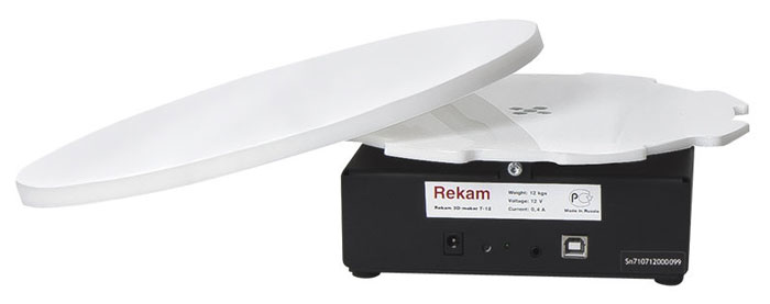 Rekam Ò-12 ñòîë ïðåäìåòíûé äëÿ 3D ôîòîñúåìêèÒ-12 Rekam Ò-12 ñòîë ïðåäìåòíûé äëÿ 3D ôîòîñúåìêèÒ-12Êîìïàêòíûé 3D-ñòîë Rekam Ò-12 ðàññ÷èòàí íà ñúåìêó íåáîëüøèõ ïðåäìåòîâ, âåñîì äî 12 êã. Îòëè÷íî ïîäõîäèò äëÿ ìàêðîñúåìêè þâåëèðíûõ èçäåëèé è äðóãèõ ìèíèàòþðíûõ ïðåäìåòîâ. Ìîæåò èñïîëüçîâàòüñÿ êàê â ñòóäèè, òàê è ïðè âûåçäíîé ñúåìêå.  êîìïëåêòå ê 3D-ìåéêåðó ïðèëàãàåòñÿ ñïåöèàëüíîå ÏÎ, ïîçâîëÿþùåå ñîçäàâàòü òðåõìåðíûå ôîòîãðàôèè â àâòîìàòè÷åñêîì ðåæèìå. Óñòðîéñòâî ñàìî âðàùàåò ïëàòôîðìó è ïðîèçâîäèò ñïóñê çàòâîðà ôîòîàïïàðàòà.  ðåçóëüòàòå ñêëåèâàíèÿ ïîñëåäîâàòåëüíûõ ñíèìêîâ â îäèí ðîëèê ñîçäàåòñÿ òðåõìåðíîå èçîáðàæåíèå ïðåäìåòà. Ôîòîãðàôó îñòàåòñÿ, ïðè íåîáõîäèìîñòè, îáðàáîòàòü èñõîäíûå ñíèìêè â ãðàôè÷åñêîì ðåäàêòîðå – è òðåõìåðíàÿ ôîòîãðàôèÿ ãîòîâà. Ìàêñèìàëüíàÿ ìàññà ïðåäìåòà: 12 êã Äèàìåòð äèñêà: 270 ìì Ïîääåðæêà âèäåîðåæèìà Ñíèìêîâ íà îáîðîò: äî 200 øò