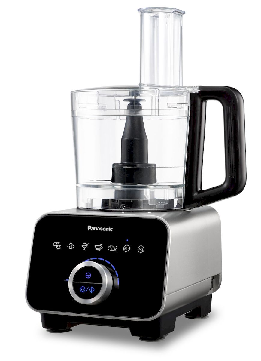 Panasonic MK-F800STQ кухонный комбайнMK-F800STQ Panasonic MK-F800STQ кухонный комбайнMK-F800STQКухонный комбайн Panasonic MK-F800STQ имеет 5 автоматических программ на сенсорной панели и 2 ручных режима работы. Точность процессора обеспечивает идеальный результат благодаря запрограммированному автоматическому меню – в каждой программе заложены разные настройки Комбайн имеет 13 универсальных насадок для 33 функций. Разнообразные ножи позволят с легкостью измельчать, взбивать, смешивать, рубить, натирать или нарезать на ломтики миллиметровой толщины. Также вы можете приготовить свежие соки и тесто для хлеба. С контейнером для хранения насадок кухня всегда будет опрятной и чистой. Прорезиненные ножки надежно фиксируют комбайн на столе, обеспечивая безопасность. Нажмите расположенный сбоку рычаг, чтобы без усилий поднять комбайн с рабочей поверхности. Надежность крепления смесительной чаши и крышки чаши обеспечивается встроенным фиксатором. Кухонный комбайн не начнет работу, пока крышка чаши и смесительная чаша не соединены друг с другом надлежащим...