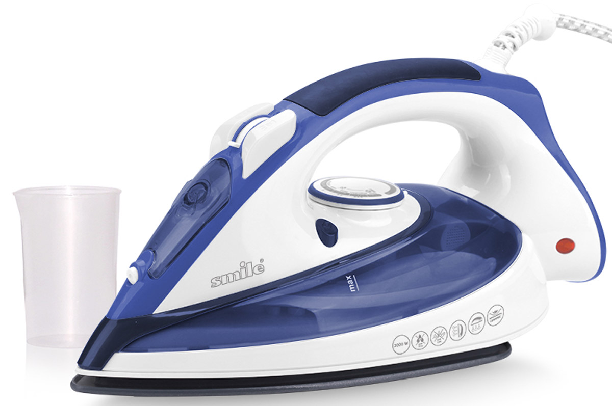 Smile SI 974, White Blue утюгSI 974 Smile SI 974, White Blue утюгSI 974Утюг Smile SI 974 - это современный и необходимый для каждой хозяйки прибор. Мощность модели довольно высока и составляет 2000 Вт, что обеспечивает высокую эффективность и скорость работы. Керамическая подошва легко скользит по поверхности любого вида ткани.