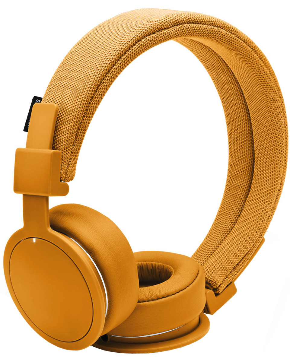 Urbanears Plattan ADV Wireless, Bonfire Orange наушники15118187 Urbanears Plattan ADV Wireless, Bonfire Orange наушники15118187Plattan ADV Wireless - это первые Bluetooth-наушники в ассортименте Urbanears. Они оснащены встроенным микрофоном, имеют световой индикатор состояний на чашке излучателя и готовы работать 14 часов без подзарядки. Передвигайтесь свободно, принимайте звонки и слушайте музыку на ходу без путающихся проводов. Нет кабеля - нет проблем! Plattan ADV оснащены съёмными оголовьем и амбушюрами, которые можно подвергать машинной стирке вместе с одеждой. Всегда свежие впечатления даже от знакомой музыки! ZoundPlug - это разъём, позволяющий поделиться вашей музыкой с другом. Просто подключите его наушники к вашим Plattan ADV Wireless через свободный порт.