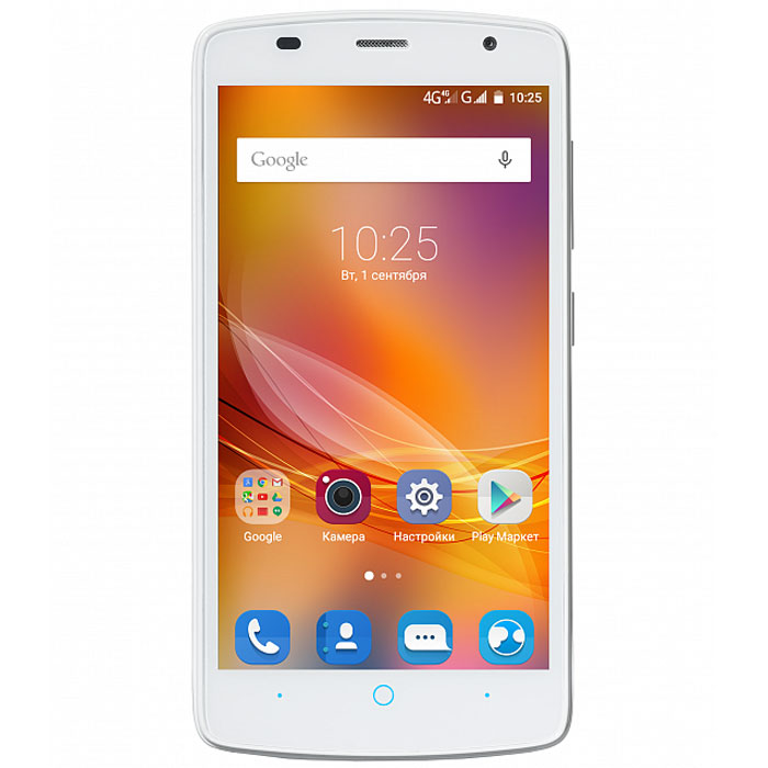 ZTE Blade L5, WhiteZTE-BLADE.L5.3G.WH ZTE Blade L5, WhiteZTE-BLADE.L5.3G.WHZTE Blade L5 имеет большой 5-дюймовый дисплей, оснащенный современной высокотехнологичной матрицей. Благодаря этому он хорошо подходит для просмотра видео, а также обеспечивает превосходную детализацию любого изображения. Смартфон создан на базе двухъядерного процессора. Высокое быстродействие также достигается за счет применения оперативной памяти объемом 1 ГБ. Девайс поставляется с предустановленной ОС Android 5,1, которая считается одной из наиболее удобных для мобильной техники. Телефон имеет все необходимые средства доступа к беспроводным сетям – кроме встроенных модулей Wi-Fi и Bluetooth в нем имеется передатчик 3G, способный работать на скорости до 10 Мбит/с. Кроме того, девайс поддерживает и связь с навигационной системой GPS. Фронтальная камера на 2 Мпикс позволит делать качественные селфи и совершать видеозвонки. Основная камера с разрешением 5 Мпикс рассчитана на работу в любых условиях – в том числе и при слабой...