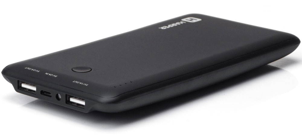 Harper PB-10001, Black внешний аккумуляторH00000958 Harper PB-10001, Black внешний аккумуляторH00000958Внешний аккумулятор может похвастаться внушительной емкостью - 10000 мАч. Этого достаточно для полной подзарядки пяти смартфонов. Девайс оснащен двумя полноразмерными USB-портами, поэтому вы сможете сэкономить время и подзарядить сразу несколько устройств. Об уровне заряда сообщает специальный LED- индикатор. Кроме того, аккумулятор оснащен встроенным фонариком, что является весьма приятным бонусом.