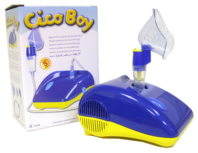 MED 2000 Ингалятор компрессорный CicoBoy (P4)0001502 MED 2000 Ингалятор компрессорный CicoBoy (P4)0001502Технические характеристики: - Вес: 1500 грамм. - Питание: ~220-240 В. - Давление: 2 Бар. - Расход воздуха: 8 л/мин. - Объем стакана: 6 мл. - Скорость распыления: > 0,25 мл/мин. - Шумовой порог: 54 дБ на 50 см. - Режим работы № 1: 0.5 - 3 мкм. - Режим работы № 2: 2 - 5 мкм. - Режим работы № 3: 4 - 6 мкм. - Режим работы и паузы: 30 мин/30 мин. - Цвет: синий. - Гарантия: 1 год. Комплектация: - Две маски (детская и взрослая). - Мунштук. - Небулайзер. - Силиконовая трубка. - Сменные фильтры. - Три пистона. Гарантия 5 лет Назначение: лечение заболеваний верхних и нижних дыхательных путей, заболеваний легких, а также как профилактическое средство против ОРВИ. Функциональные особенности: Имеет три режима работы, что позволяет использовать его при лечении заболеваний верхних и нижних дыхательных путей, заболеваний легких, а также как профилактическое средство против ОРВИ. Компрессорный небулайзер состоит из...