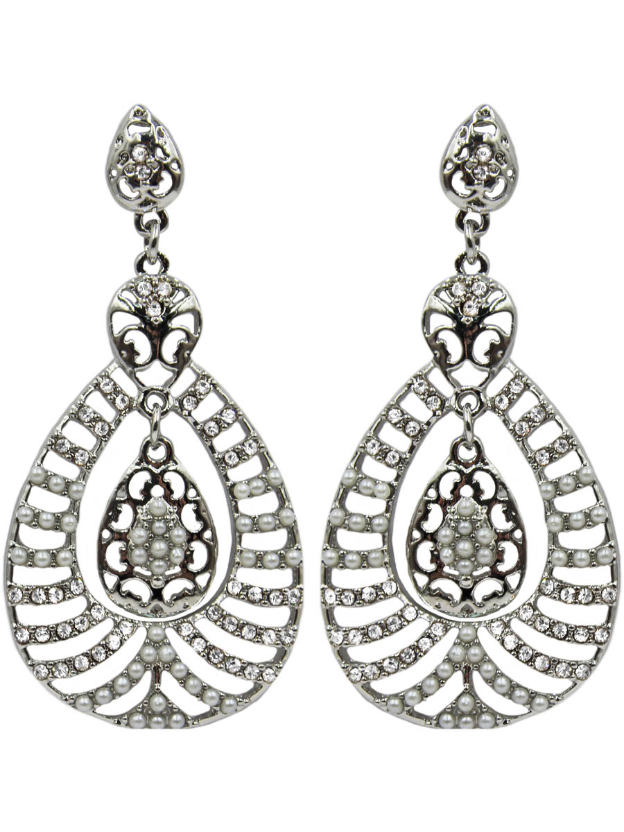 Серьги женские Taya, цвет: серебро. T-B-11388-EARR-SILVERT-B-11388-EARR-SILVER Серьги женские Taya, цвет: серебро. T-B-11388-EARR-SILVERT-B-11388-EARR-SILVERСерьги-гвоздики с заглушкой металл-пластик. Утонченные искусственно состаренное украшение. Серьги усыпаны мельчайшими стразами и серым бисером. Размеры: длина серьги 5,5 см, ширина 2,5 см.