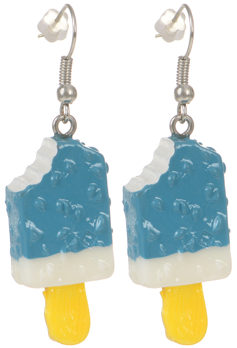 Серьги Kawaii Factory Мороженое, цвет: голубой. KW092-000170KW092-000170 Серьги Kawaii Factory Мороженое, цвет: голубой. KW092-000170KW092-000170Милые серьги Мороженое от Kawaii Factory помогут разнообразить серые будни и непременно поднимут настроение! Серьги выполнены из полимерной глины и снабжены удобными замочками-петлями. Небольшой размер позволяет сочетать их с другими украшениями, а яркий цвет и оригинальный дизайн выделят своего обладателя из толпы и привлекут внимание. При взгляде на такое украшение сразу появляется аппетит и утренний заряд бодрости.