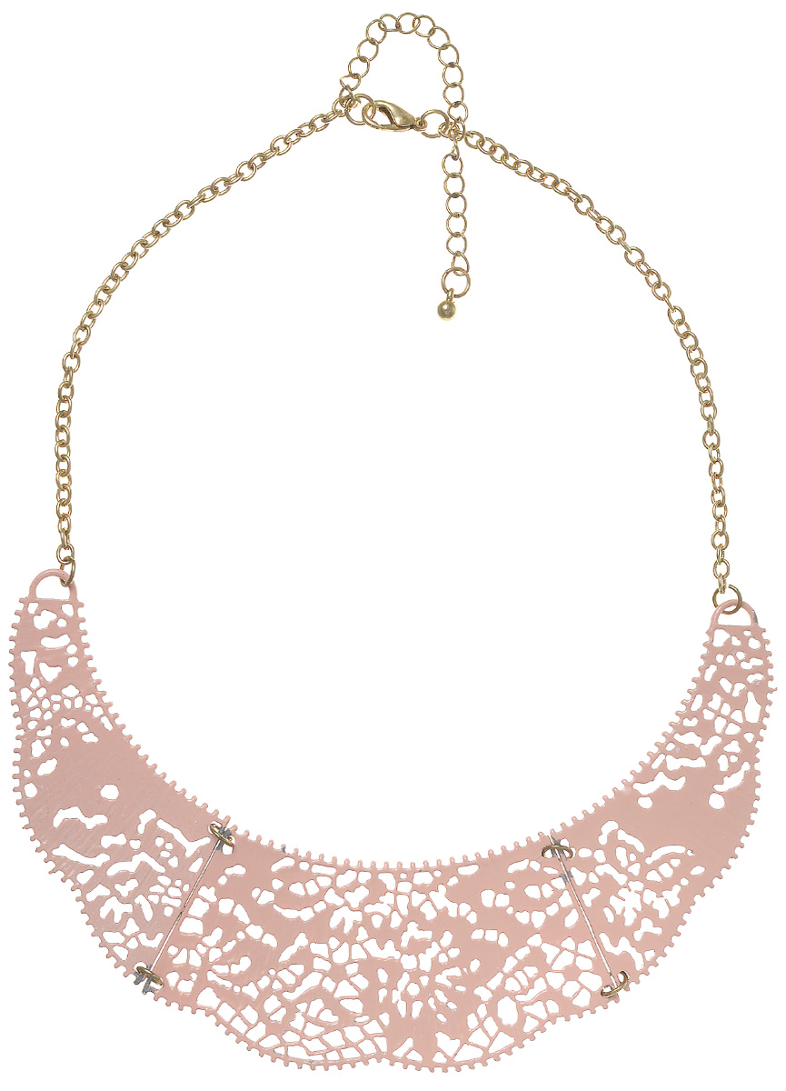 Колье Kawaii Factory Lace, цвет: нежно-розовый. KW091-000094KW091-000094 Колье Kawaii Factory Lace, цвет: нежно-розовый. KW091-000094KW091-000094Оригинальное и необычное колье-воротник Lace от Kawaii Factory невероятно модный тренд последних сезонов. Колье выполнено из кружевных металлических пластин, скрепленных между собой. Цепочка золотистого цвета гармонично дополняет дизайн колье и застегивается на удобный замок-карабин. Изделие, несмотря на его массивность, смотрится очень женственно. Это роскошное колье придаст вашему образу изюминку, подчеркнет красоту и изящество вечернего платья или преобразит повседневный наряд.