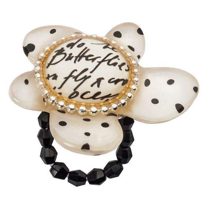 Кольцо Lalo Treasures G&G, цвет: бежевый, черный. R6974mR6974m Кольцо Lalo Treasures G&G, цвет: бежевый, черный. R6974mR6974mИзысканное кольцо оригинального дизайна Lalo Treasures изготовлено из ювелирной смолы ярких цветов. Изделие выполнено в виде утонченного цветка. Скругленные углы элемента идеально подходят для нежных женских пальцев - изящество и сама элегантность. Очень винтажно смотрится на руке. Кольцо Lalo подчеркнет вашу утонченность и изысканный вкус. Изделие регулируется по размеру.