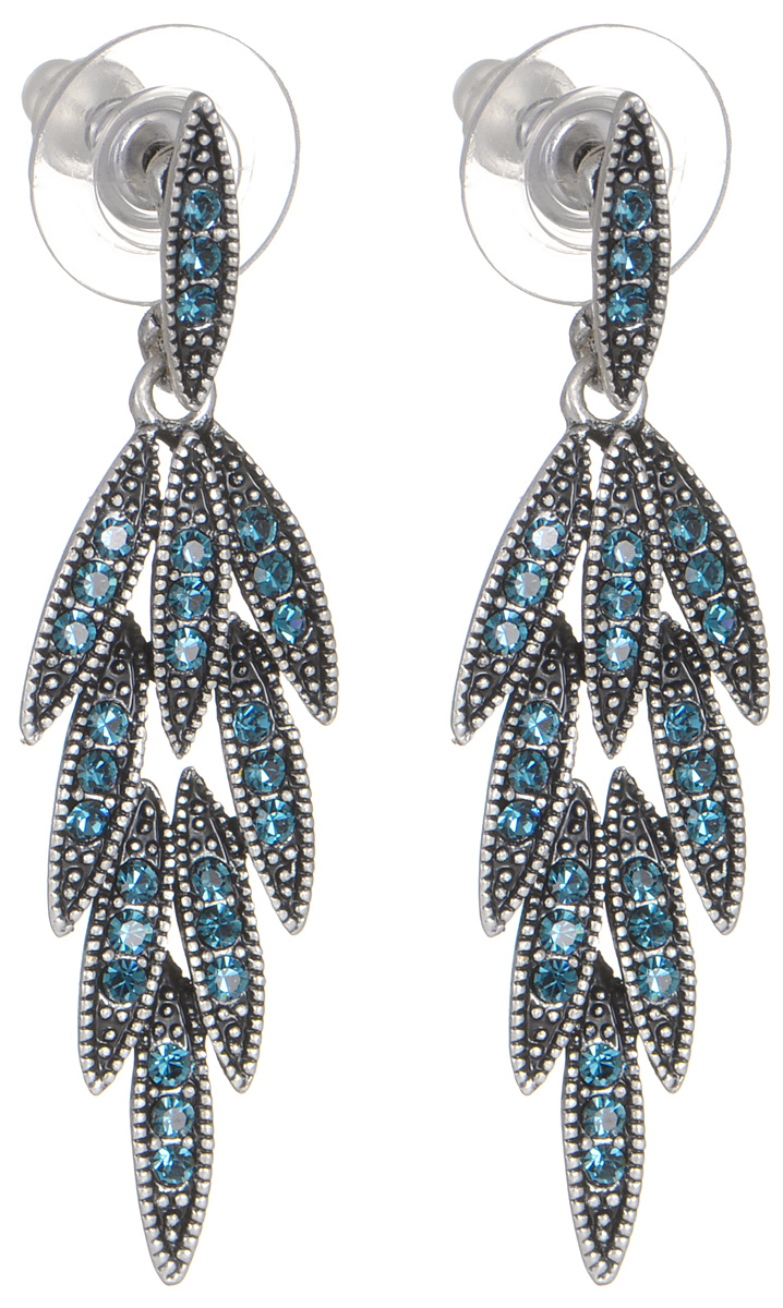 Серьги Fashion House, цвет: серебро, темно-синий. FH29562FH29562 Серьги Fashion House, цвет: серебро, темно-синий. FH29562FH29562Серьги Fashion House выполнены из металла с покрытием черненым серебром и инкрустированы сверкающими стразами. Изделие оснащено удобным замком-гвоздиком. Серьги в форме листочков смотрятся в ушках модницы изящно и стильно и выглядят настоящим ювелирным сокровищем. Их форма выгодно подчеркивает линии скул, овал лица и цвет глаз.
