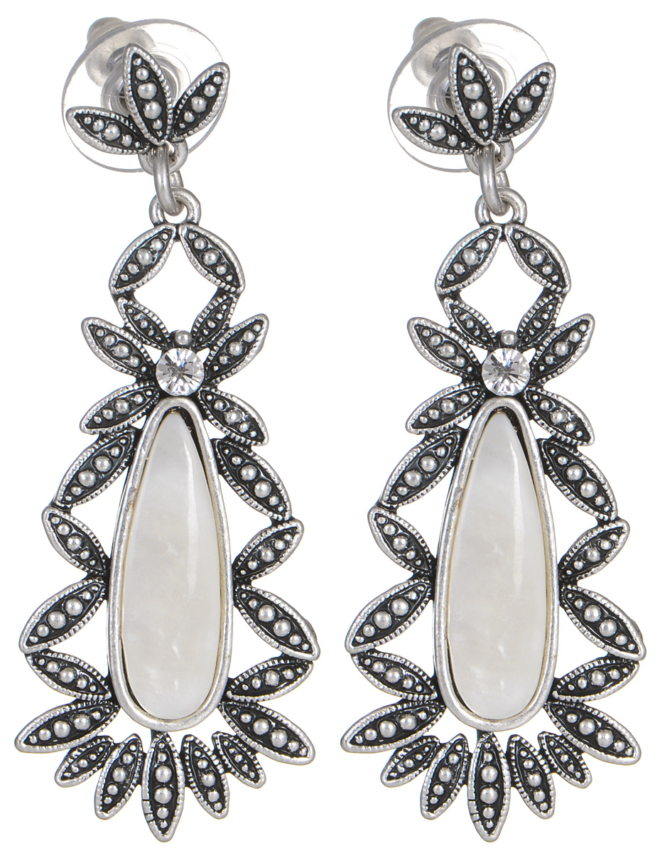 Серьги женские Fashion House, цвет: черный, белый, серебро. FH29507FH29507 Серьги женские Fashion House, цвет: черный, белый, серебро. FH29507FH29507Серьги Fashion House выполнены в дизайне под старину, но из модных современных материалов. Изделие украшено листиками из металла с покрытием черненым серебром, а также инкрустировано перламутром и сверкающим стразом. Эти оригинальные серьги прекрасно впишутся в любой образ и станут настоящей находкой для утонченных модниц.