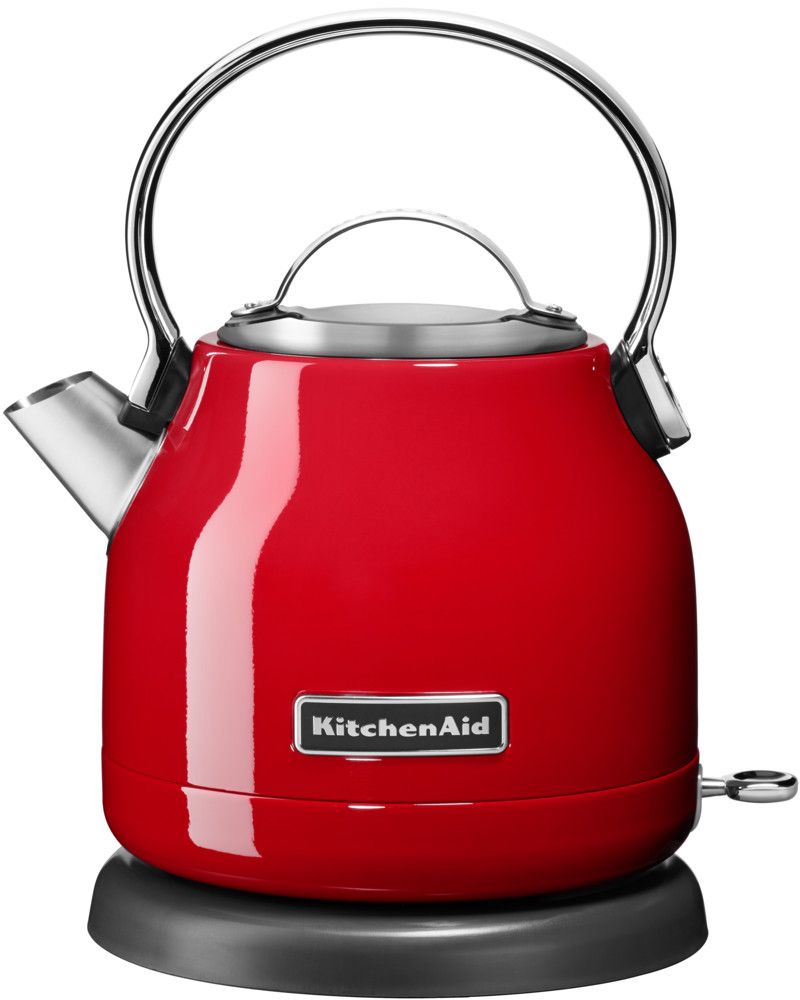KitchenAid 5KEK1222EER, Red чайник электрический5KEK1222EER KitchenAid 5KEK1222EER, Red чайник электрический5KEK1222EERЭлектрический чайник KitchenAid 5KEK1222EER объемом 1,25 л. - это стильная вещь, необходимая для идеальной чайной церемонии. Новый чайник удачно сочетает в себе ностальгическое очарование наплитных чайников, яркие фирменные расцветки и дает возможность насладиться всеми преимуществами электрического нагрева. - Быстро кипятит воду благодаря эффективному нагревательному элементу - Автоматически отключается и имеет защиту от включения без воды - На внутренней стенке чайника нанесена мерная шкала. - Широкое отверстие для наполнения водой. - Носик, предотвращающий стекание капель и брызги. - Съемный фильтр от накипи, для идеально чистой воды. - Удобная алюминиевая ручка с гладкой поверхностью и алюминиевая крышечка. - Оригинальная кнопка включения/выключения с диодной подсветкой делает управление чайником невероятно простым и комфортным. - Прочный корпус из нержавеющей стали порыт стекловидной эмалью, стойкой к сколам и царапинам. ...