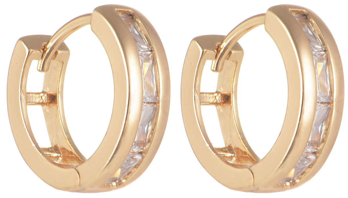 Серьги Taya, цвет: золотистый. T-B-11703T-B-11703-EARR-GOLD Серьги Taya, цвет: золотистый. T-B-11703T-B-11703-EARR-GOLDМодные позолоченные серьги Taya изготовлены из бижутерного сплава и оформлены цирконами. Застегивается изделие с помощью замка-конго. Оригинальные серьги внесут изюминку, как в повседневный, так и в выходной образ и позволят выделиться среди окружающих.