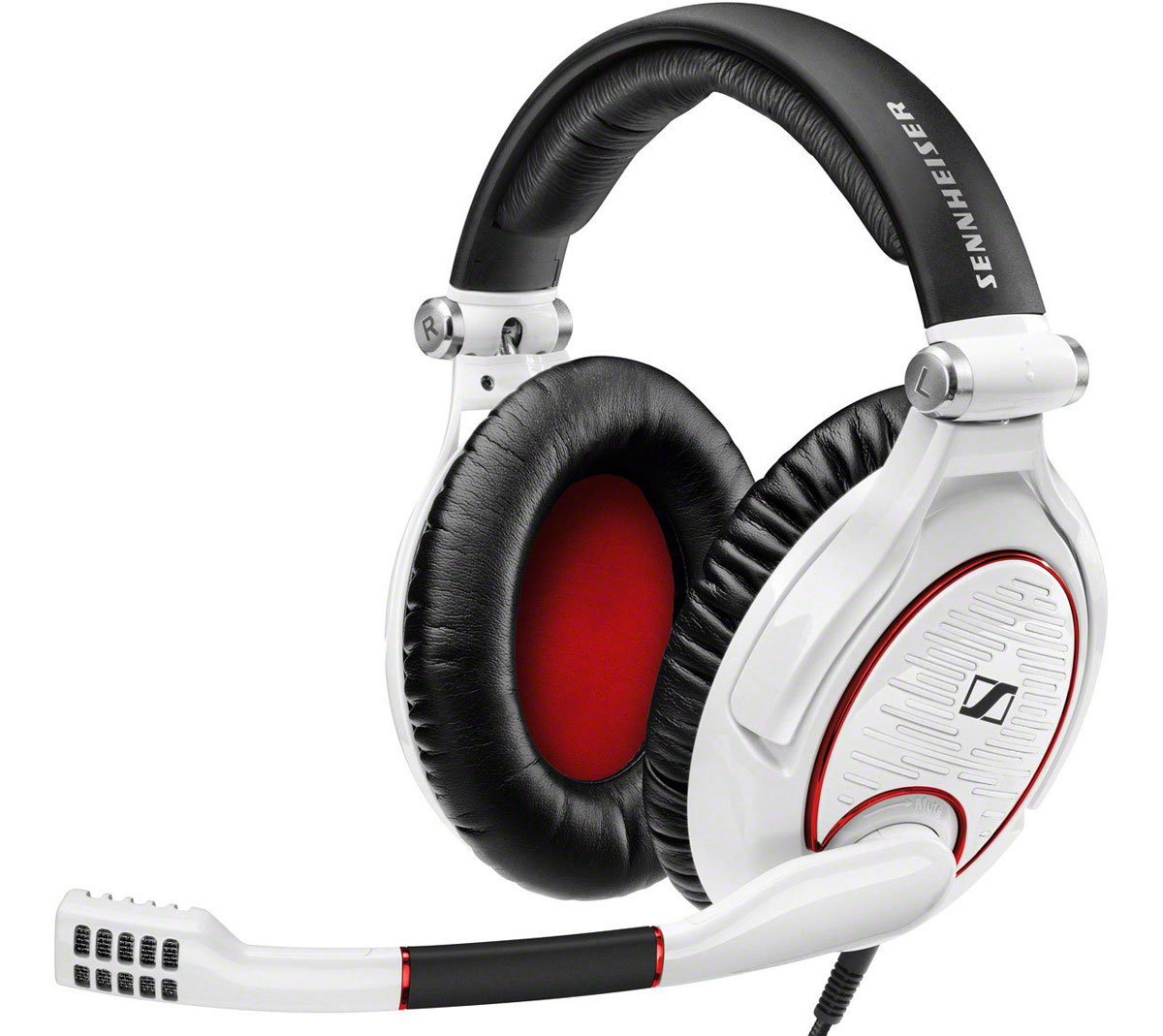 Sennheiser Game Zero, White игровые наушники506064 Sennheiser Game Zero, White игровые наушники506064Sennheiser Game Zero - бескомпромиссная гарнитура для профессиональных геймеров с превосходной защитой от внешнего шума. Если вы ищите гарнитуру, которая не предоставляет ничего, кроме чистого, не подверженного влиянию внешнего шума звука, то Game Zero безусловно гарнитура для вас. Рецепт приготовления лучшей гарнитуры для профессиональных игроков прост: лёгкая, но надёжная складная конструкция, мягкие амбушюры из кожзаменителя, микрофон с элементом шумокомпенсации и жёсткий чехол в комплекте поставки. Выдающийся комфорт – амбушюры из высококачественного кожзаменителя и двухслойного пенного наполнителя повторяют форму головы, обеспечивая акустическую герметизацию и комфорт. Чистый и детализированный звук в игровом пространстве достигается за счёт оригинальных преобразователей Sennheiser, специально оптимизированных для игр. Идеально подходит для длительных игровых сессий – амбушюры размера XXL гарантируют плотное прилегание и ...