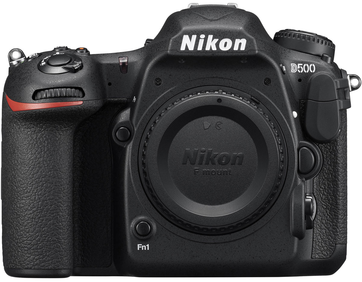 Nikon D500 Body, Black цифровая зеркальная камераVBA480AE Nikon D500 Body, Black цифровая зеркальная камераVBA480AEФотокамера Nikon D500, младшая сестра флагманской модели D5 формата FX, демонстрирует непревзойденное сочетание мощности и точности. Разработанная корпорацией Nikon 153-точечная система АФ нового поколения позволяет работать в самых разных условиях съемки. Новая матрица и датчик для замера экспозиции обеспечивают исключительно точное распознавание объектов съемки и деталей изображения. Скорость съемки может составлять до 10 кадров в секунду, а быстрый буфер памяти позволяет снять до 200 изображений в формате NEF (RAW) в одной высокоскоростной серии. Модель выполняет фокусировку с абсолютной точностью, даже практически в полной темноте. Эта феноменальная система АФ со 153 точками фокусировки и 99 датчиками перекрестного типа обеспечивает непревзойденное покрытие, охватывая практически всю ширину поля видоискателя. Благодаря понижению порога чувствительности АФ до –4 EV в центральной точке и до –3 EV (ISO 100, 20 °C) для всех остальных точек ...