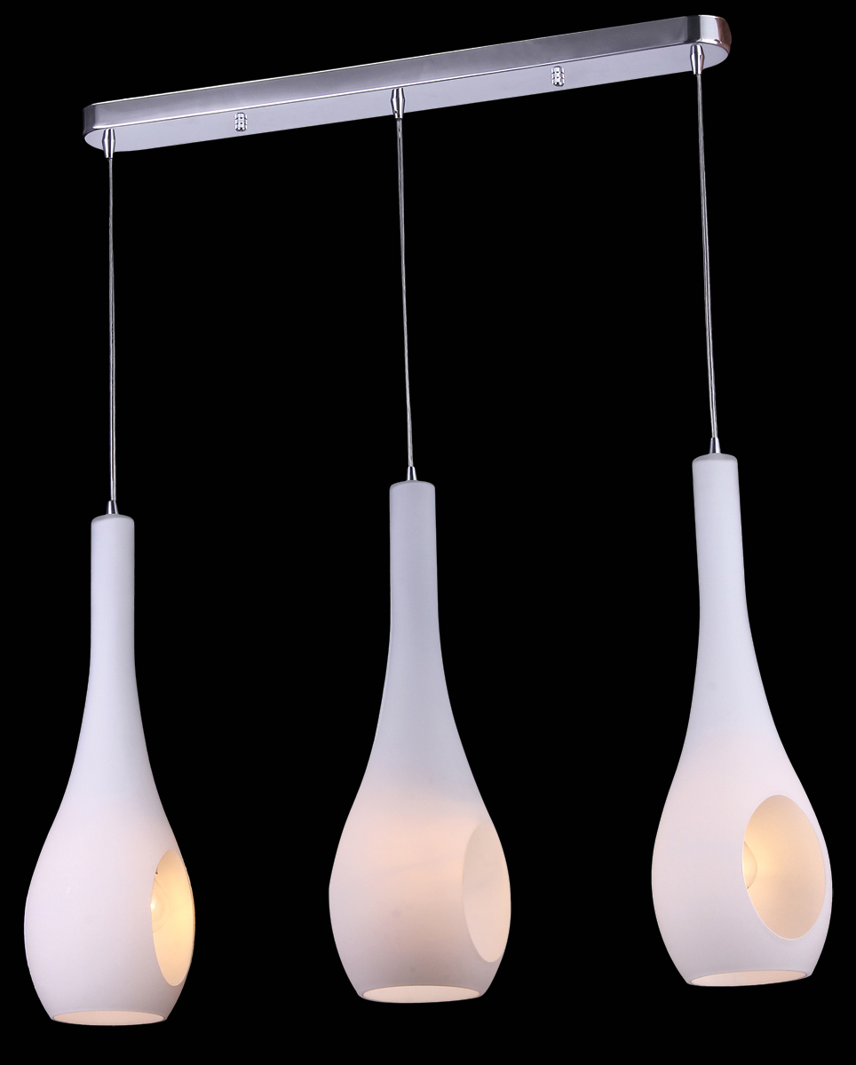 Подвес Natali Kovaltseva, 3 x E14, 60W, цвет: хром. 10786/3P10786/3P CHROME Подвес Natali Kovaltseva, 3 x E14, 60W, цвет: хром. 10786/3P10786/3P CHROMEВ коллекциях NATALI KOVALTSEVA представлены разные стили – от классики до хайтека. Дизайн и технологическая составляющая продукции разрабатывается в R&D центре компании, который находится в г. Дюссельдорф, Германия. При производстве нашей продукции используются высококачественные и эксклюзивные материалы: хрусталь ASFOR, муранское стекло, перламутр, 24-каратное золото, бронза. Производство светильников соответствует стандарту системы менеджмента качества ISO 9001-2000. На всю продукцию ТМ Natali Kovaltseva распространяется гарантия.