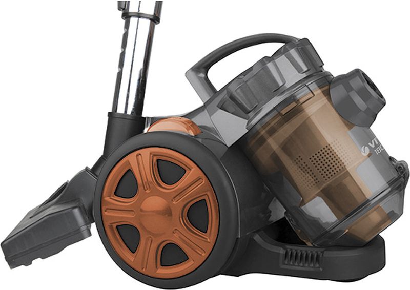 Vitek VT-8115 OG пылесосVT-8115(OG) Vitek VT-8115 OG пылесосVT-8115(OG)Пылесос Vitek VT-8115 OG предназначен для сухой уборки в помещениях с различными покрытиями. Прибор оснащен большим контейнером для сбора пыли. Такой пылесборник легко очистить - достаточно просто высыпать содержимое в мусорное ведро. Система Мультициклон обеспечивает максимальную мощность всасывания в процессе уборки.