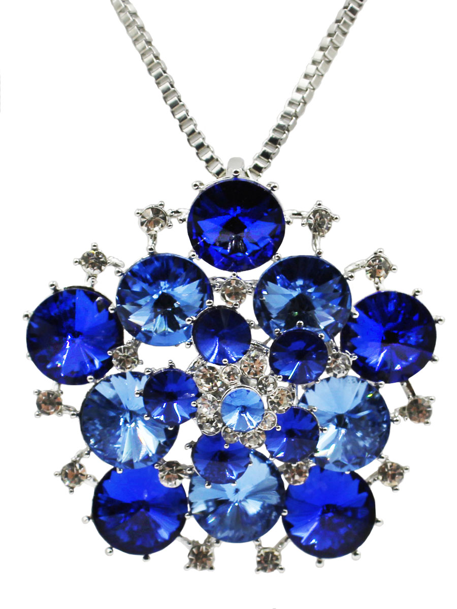 Колье Taya, цвет: серебристый, темно-синий. T-B-10872-NECK-SL.D.BLUET-B-10872-NECK-SL.D.BLUE Колье Taya, цвет: серебристый, темно-синий. T-B-10872-NECK-SL.D.BLUET-B-10872-NECK-SL.D.BLUEБрошь-кулон на цепочке с удлинением выполнен из гипоаллергенного бижутерного сплава. Кулон выполнен как роскошный ансамбль из конусовидных страз темных оттенков. Колье имеет надежную застежку-карабин с регулирующей длину цепочкой.