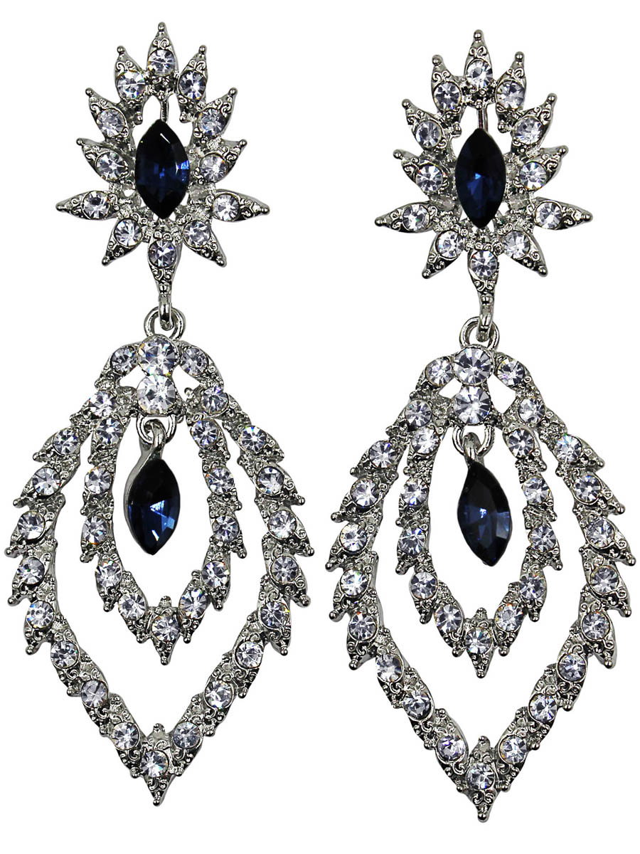 Серьги Taya, цвет: серебристый, синий. T-B-11267-EARR-SL.NAVYT-B-11267-EARR-SL.NAVY Серьги Taya, цвет: серебристый, синий. T-B-11267-EARR-SL.NAVYT-B-11267-EARR-SL.NAVYСерьги с английским замком изготовлены из гипоаллергенного бижутерного сплава. Воздушные серьги выполнены с маленькой подвижной капелькой в центре. Махровые контуры и россыпь страз придают украшению воздушность и легкость.