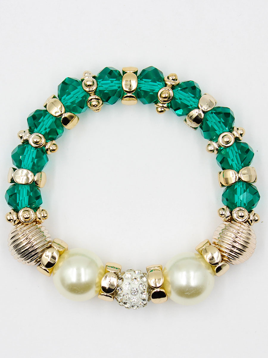 Браслет Taya, цвет: зеленый. T-B-11913-BRAC-GREENT-B-11913-BRAC-GREEN Браслет Taya, цвет: зеленый. T-B-11913-BRAC-GREENT-B-11913-BRAC-GREENУдобный, современный браслет на резинке. Половина его из кристаллов и золотых перемычек, другая - из жемчужин. Можно переворачивать и носить той стороной, которая сегодня подходит под одежду.