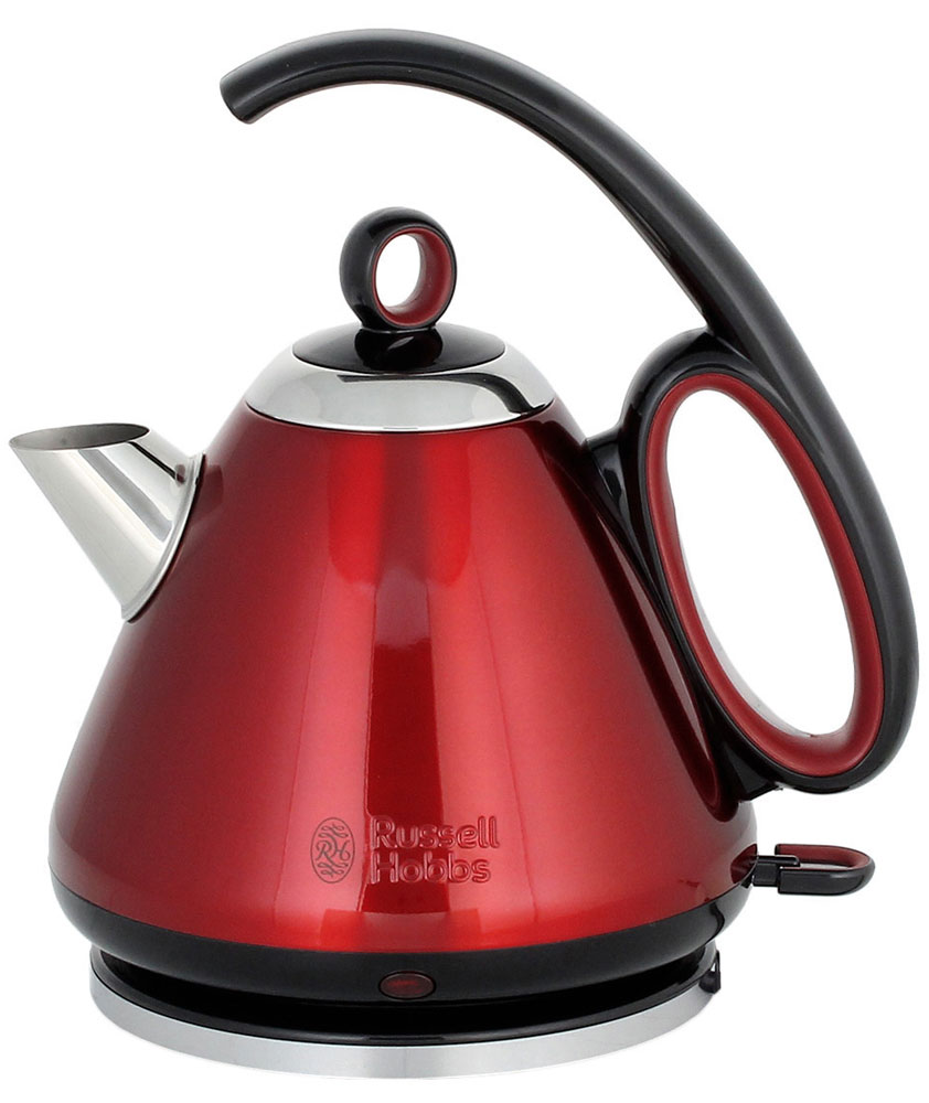 Russell Hobbs 21281-70, Red чайник21281-70 Russell Hobbs 21281-70, Red чайник21281-70Благодаря инновационным конструктивным особенностям и стильной черной полированной отделки из нержавеющей стали, чайник Russell Hobbs 21281-70 окажется в самом сердце вашей кухни. Модель имеет уникальную форму ручки, которая благодаря эргономичным качествам будет крайне удобной при наполнении водой, переносе или пользовании чайником. Эта уникальная ручка позволяет преодолеть маятниковый эффект, который существует у традиционных чайников. Кроме того, чайник обладает другими интересными особенностями. Он позволяет вскипятить воду на одну чашку всего лишь за 55 секунд, а специальная форма носика гарантирует отсутствие остаточных капель и пролив воды мимо чашки. Вы можете вскипятить воду на 1, 2 или 3 чашки в зависимости от вашей потребности. Это идеальный способ экономии электроэнергии и очень удобно. Специальные метки внутри чайника подскажут до какой отметки нужно долить воду.