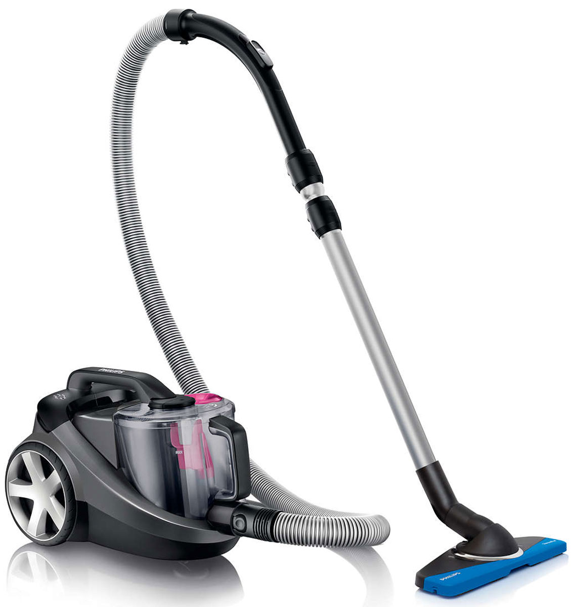 Philips FC9712/01 пылесосFC9712/01 Philips FC9712/01 пылесосFC9712/01Philips PowerPro Expert — это безмешковый пылесос нового поколения, который обеспечивает эффективную уборку. Технология PowerCyclone 6 и насадка TriActive гарантируют непревзойденный результат для любых типов напольных покрытий. Контейнер для пыли специально разработан для удобной очистки. Аэродинамическая конструкция PowerCyclone 6 сокращает сопротивление воздуха и обеспечивает идеальные результаты уборки в три этапа: 1) Прямой и гладкий воздухозаборник PowerCyclone всасывает воздух с большой скоростью. 2) Воздуховод изогнутой формы ускоряет воздушный поток в циклонной камере. 3) В верхней части вихревого потока выходные лопасти эффективно отделяют пыль от воздуха. Насадка TriActive позволяет одновременно выполнять три действия очистки: 1) большое фронтальное отверстие на конце насадки с легкостью захватывает крупный мусор; 2) аэродинамический дизайн обеспечивает максимальную эффективность очистки; 3) две боковые щетки...
