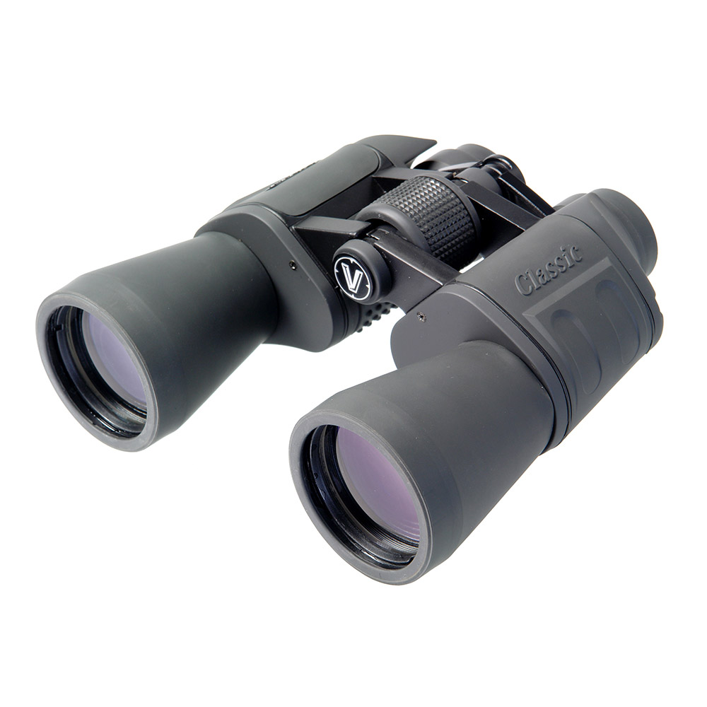 Бинокль Veber Classic, цвет: серый, БПЦ 12x50 VR23903 Бинокль Veber Classic, цвет: серый, БПЦ 12x50 VR23903Классический универсальный бинокль, в который возможно не только обнаружить, но и рассмотреть цель в деталях. Довольно габаритный, но с возможностью установки на штатив. Металлический корпус, трудноистираемое многослойное просветляющее покрытие. Полужесткий кейс. ОПИСАНИЕ Универсальная модель. В этот бинокль возможно не только обнаружить и вести цель, c его увеличением в 12-крат удобно рассматривать и детали интересующего объекта. Объектив диаметром 50 мм собирает достаточно света, чтобы использовать бинокль в ближних сумерках. Длительное наблюдение с рук будет затруднительным для неподготовленного наблюдателя, т. к. габариты и вес прибора достаточно велики. Бинокль имеет отверстие с резьбой 1/4 дюйма для установки на фотоштатив (через адаптер, приобретается отдельно). Бинокль Veber Classic БПЦ 12x50 VR имеет металлический корпус и многослойное, трудноистираемое просветляющее покрытие объективов и окуляров. Особенности Призмы Porro Металлический...