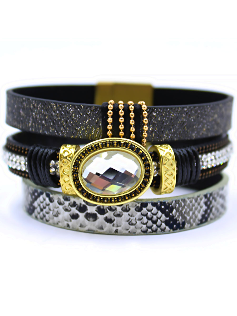 Браслет Taya, цвет: золотистый, черный. T-B-11863-BRAC-GL.BLACKT-B-11863-BRAC-GL.BLACK Браслет Taya, цвет: золотистый, черный. T-B-11863-BRAC-GL.BLACKT-B-11863-BRAC-GL.BLACKУдобный, легкий, стильный браслет из трех кожаных полосок различной фактуры. На центральной полоске с двумя рядами страз крепится крупный абсолютно прозрачный кристалл мозаичной огранки. Размеры: длина 18,5 см, ширина по застежке 3,0 см.