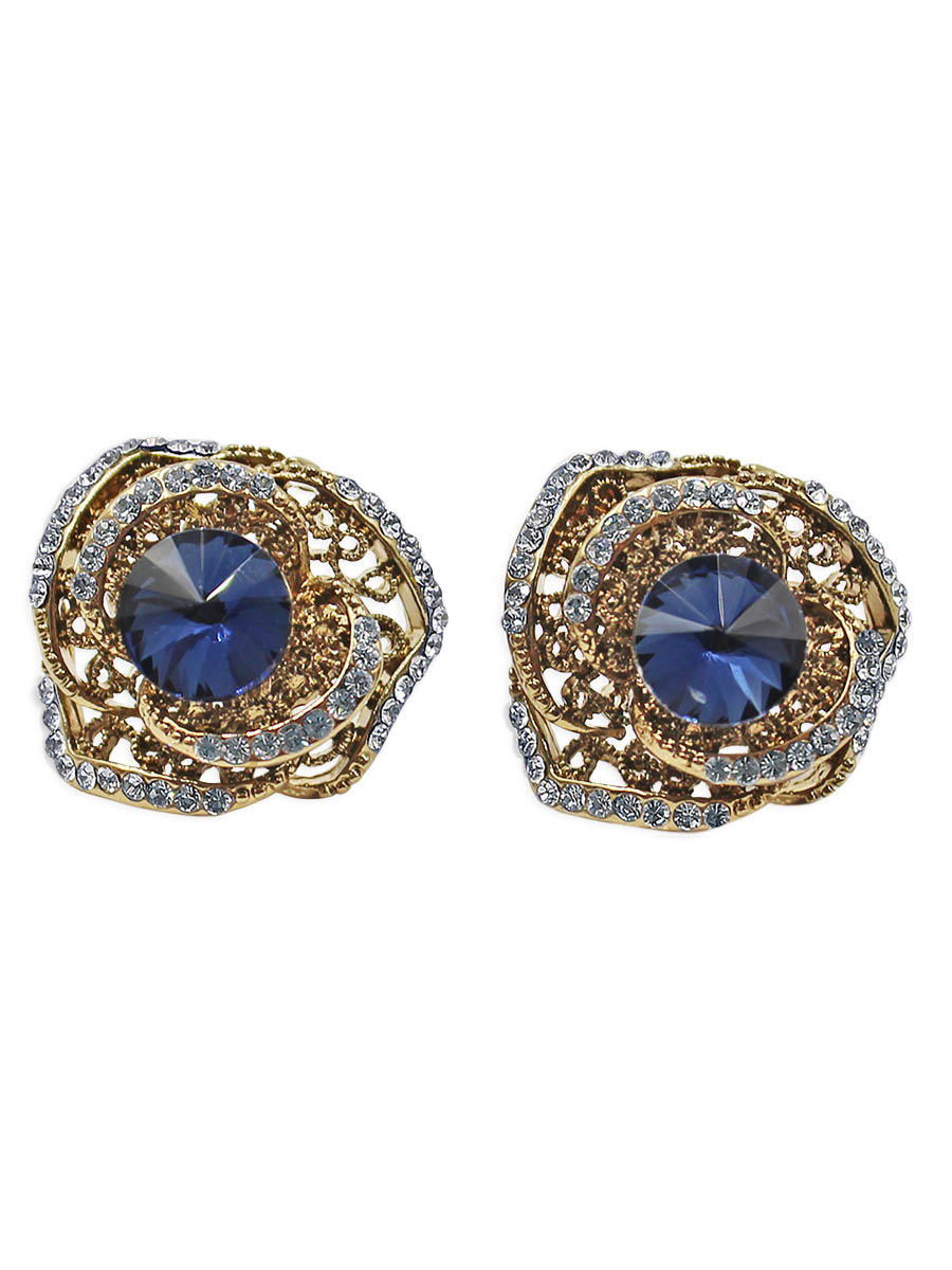 Серьги Taya, цвет: золотистый, темно-синий. T-B-12330T-B-12330-EARR-GL.D.BLUE Серьги Taya, цвет: золотистый, темно-синий. T-B-12330T-B-12330-EARR-GL.D.BLUEСерьги-гвоздик с заглушкой металл-пластик изготовлены из бижутерного сплава. Серьги выполнены в виде цветка пиона. Такой цветок полностью инкрустирован блестящими стразами, а середина оформлена большим сияющим камнем.