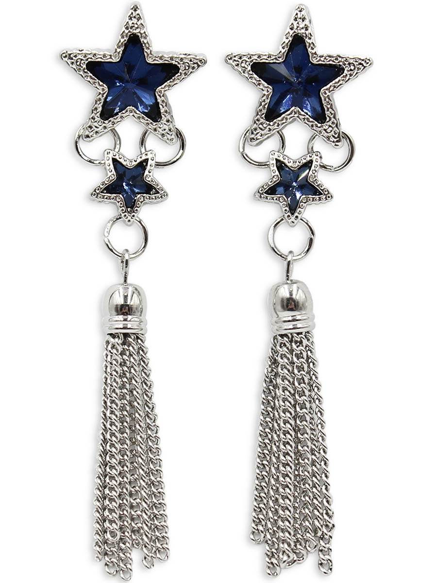 Серьги Taya, цвет: серебристый, темно-синий. T-B-12409T-B-12409-EARR-SL.D.BLUE Серьги Taya, цвет: серебристый, темно-синий. T-B-12409T-B-12409-EARR-SL.D.BLUEСерьги-гвоздики с заглушкой металл-пластик изготовлены из бижутерного сплава. Верх сережек, выполненный в виде двух звездочек, дополнен стильной кисточкой из цепочек.