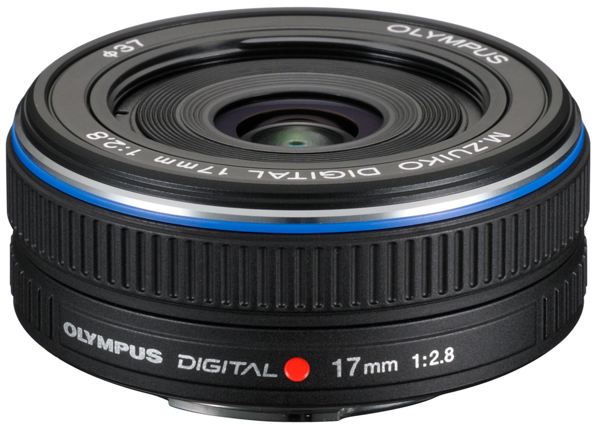 Olympus M.Zuiko Digital 17mm 1:2.8 Pancake, Black объективN4290792 Olympus M.Zuiko Digital 17mm 1:2.8 Pancake, Black объективN4290792Объектив Olympus M.Zuiko Digital 17mm 1:2.8 Pancake еще более компактный, чем существующий объектив блинчик стандарта 4/3. Этот объектив стандарта Микро 4/3 имеет длину всего 22 мм и весит 71 г. Круговая диафрагма с 5 лепестками обеспечивает выразительное боке. Этот широкоугольный ультра компактный объектив блинчик станет идеальным выбором для повседневной съемки и съемки путешествий. Даже если вы только начали заниматься фотографией, с этим объективом вы можете рассчитывать на снимки хорошего качества. Объектив обладает скругленной диафрагмой с пятью лепестками, что позволит вам создать мягкий естественный расфокус. Объектив нравится пользователям своей универсальностью: он отлично подходит для пейзажной съемки, портретной, стрит-фото. Объектив также можно использовать для съемки крупным планом.