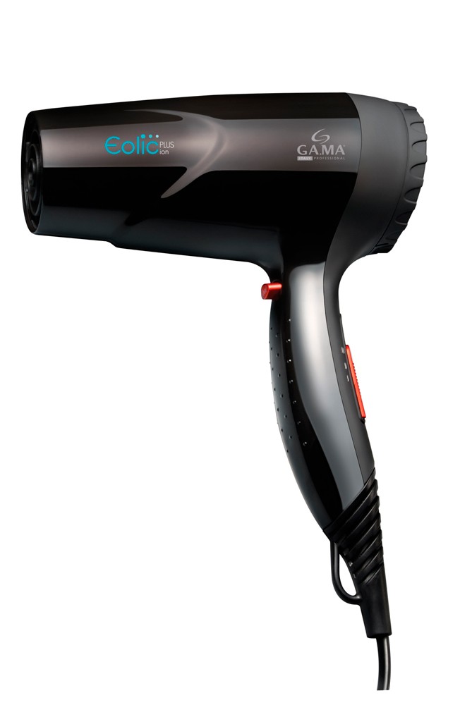 GA.MA Eolic Plus Ion фенA21.EOLICPLUSION GA.MA Eolic Plus Ion фенA21.EOLICPLUSIONФен GA.MA A21.EOLIC PLUS ION представляет собой фен, сочетающий в себе компактность, которая позволяет брать его с собой в поездки или же туда, где необходимо привести себя в порядок, стильный дизайн, радующий глаз и, конечно, богатую функциональность. Благодаря этим характеристикам, вам с легкостью удастся высушить волосы уложить их в нужную прическу, а так же наполнить ее объемом и воздушностью. Большая мощность позволяет выполнить все в очень короткое время, а удобная форма способствует наилучшему удержанию фена. Став обладателем GA.MA A21.EOLIC PLUS ION вам без особых трудностей удастся всегда следить за тем, чтобы ни одна, даже самая непослушная прядь, не осталась без внимания и была уложена так, как вам необходимо.