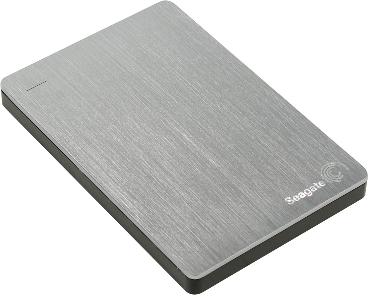 Seagate Backup Plus Portable Slim 2TB USB3.0, Silver (STDR2000201) внешний жесткий дискSTDR2000201 Seagate Backup Plus Portable Slim 2TB USB3.0, Silver (STDR2000201) внешний жесткий дискSTDR2000201На портативный диск Seagate Backup Plus Portable Slim емкостью 2 ТБ для Mac поместится вся ваша медиатека. Он компактный, прочный, исключительно надежный и удобный в дороге. Это ваша жизнь. Сохраните все памятные моменты. Seagate Backup Plus Portable Slim - это простой способ защитить и опубликовать цифровые данные. Стильный и прочный металлический корпус отлично гармонирует с дизайном ноутбуков Mac. Пополните армию счастливых обладателей одного из самых популярных и надежных портативных жестких дисков Seagate. Делайте резервные копии любимых фотографий, фильмов и видеозаписей, даже тех, которые вы публиковали в Facebook, Flickr и на YouTube, с помощью ПО Seagate Dashboard. Диски Backup Plus Portable легко можно использовать с ПК и компьютерами по очереди, без необходимости в переформатировании. Просто установите на ПК драйверы HFS и приступайте к работе.