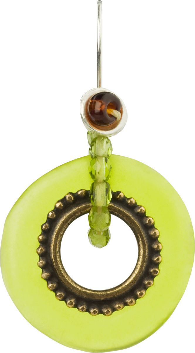 Серьги Lalo Treasures, цвет: светло-зеленый. E3502/4E3502/4 Серьги Lalo Treasures, цвет: светло-зеленый. E3502/4E3502/4Оригинальные серьги Lalo Treasures изготовлены из металлического сплава, дополнены декоративными элементами из ювелирной смолы. Изделие застегивается на замок-пряжка, которая надежно зафиксирует серьги. Стильные серьги оформлены нежной подвеской на бусинах в форме кольца, они не оставят равнодушной ни одну любительницу изысканных украшений и помогут создать собственный неповторимый образ.