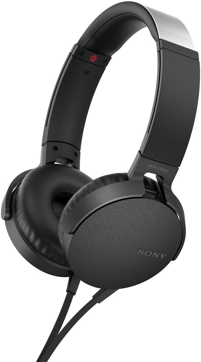 Sony XB550AP Extra Bass, Black наушники92477110 Sony XB550AP Extra Bass, Black наушники92477110Sony XB550AP Extra Bass - наушники для тех, кто любит мощные басы. Прочувствуйте мощь басов в любимых композициях с технологией EXTRA BASS, а яркие цвета наушников наполнят вас энергией и подчеркнут ваш стиль. Переключайтесь с музыки на вызов одним нажатием кнопки на встроенном пульте с микрофоном. Слушайте любимую музыку часами: благодаря мягким ушным накладкам и регулируемому металлическому ободу ваши уши не устанут. Смелый, стильный дизайн этих наушников создан для неординарных людей с хорошим вкусом. Легко управляйте треклистом и настройками звучания. Наушники оснащены встроенным пультом и микрофоном, так что вы сможете переключать треки и отвечать на звонки.