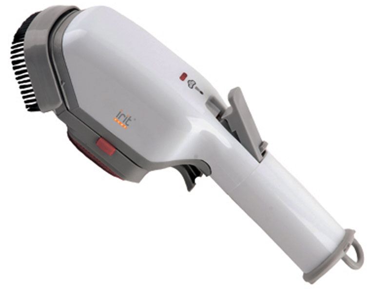 Irit IR-2306 отпариватель79 02228 Irit IR-2306 отпариватель79 02228Irit IR-2306 - мощная электрическая паровая щетка, которая предназначена для бережного отпаривания и очищения тканей от нежелательных загрязнений. Данная модель имеет режим паровой глажки и осуществляет автоматическое распыление воды. Световой индикатор позволит отследить работу паровой щетки. Подошва для глажки выполнена из качественной полированной нержавеющей стали.