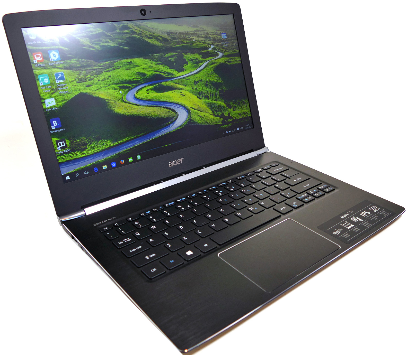 Acer Aspire S5-371-33RL (NX.GCHER.003)NX.GCHER.003 Acer Aspire S5-371-33RL (NX.GCHER.003)NX.GCHER.003Aspire S 13 это ноутбук с тонким корпусом, длительным временем автономной работы, новейшими процессорами Intel® Core™ 6-го поколения и улучшенным оснащением.