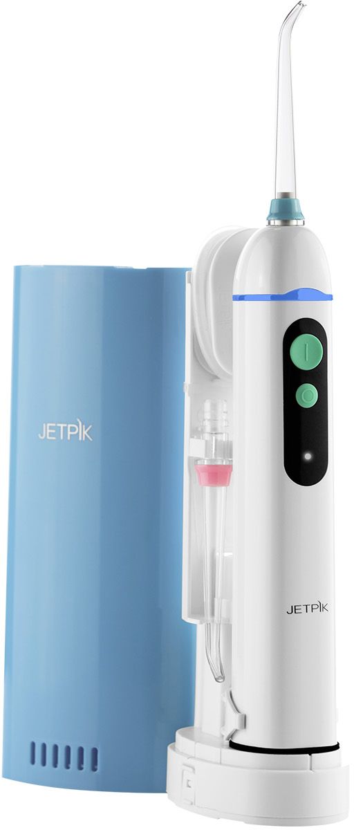Jetpik JP51M-Solo ирригатор полости ртаJA05-121-02 Jetpik JP51M-Solo ирригатор полости ртаJA05-121-02Сочетает в себе очищающее действие зубной нити (смарт-флосса), воды и воздуха. Легкий в использовании, очень эффективный и экономит время. Здоровые десны и чистые зубы уже через 7 дней. Клинически доказано, что удаляет до 99% зубного налета. Инновационная комбинация давления воды и пульсирующей флосс- системы (20-25 колебания в сек) удаляет остатки пищи глубже и быстрее, между зубами и ниже линии десен, в труднодоступных местах вокруг брекетов, между зубными имплантатами и коронками. Пульсирующая под давлением воды смарт флосс-система создает дополнительную силу трения. Лабораторно доказано что JETPIK на 240% более эффективно удаляет зубной налет и биопленку, чем обычные водные ирригаторы. Эффективный, безопасный и простой в использовании. Идеально подходит для тех, кто с имплантатами, коронками, брекет-системами, мостовидными протезами, пародонтальными карманами. Портативный и компактный - по размерам не больше электрической зубной щетки, благодаря встроеной литиевой батарее...
