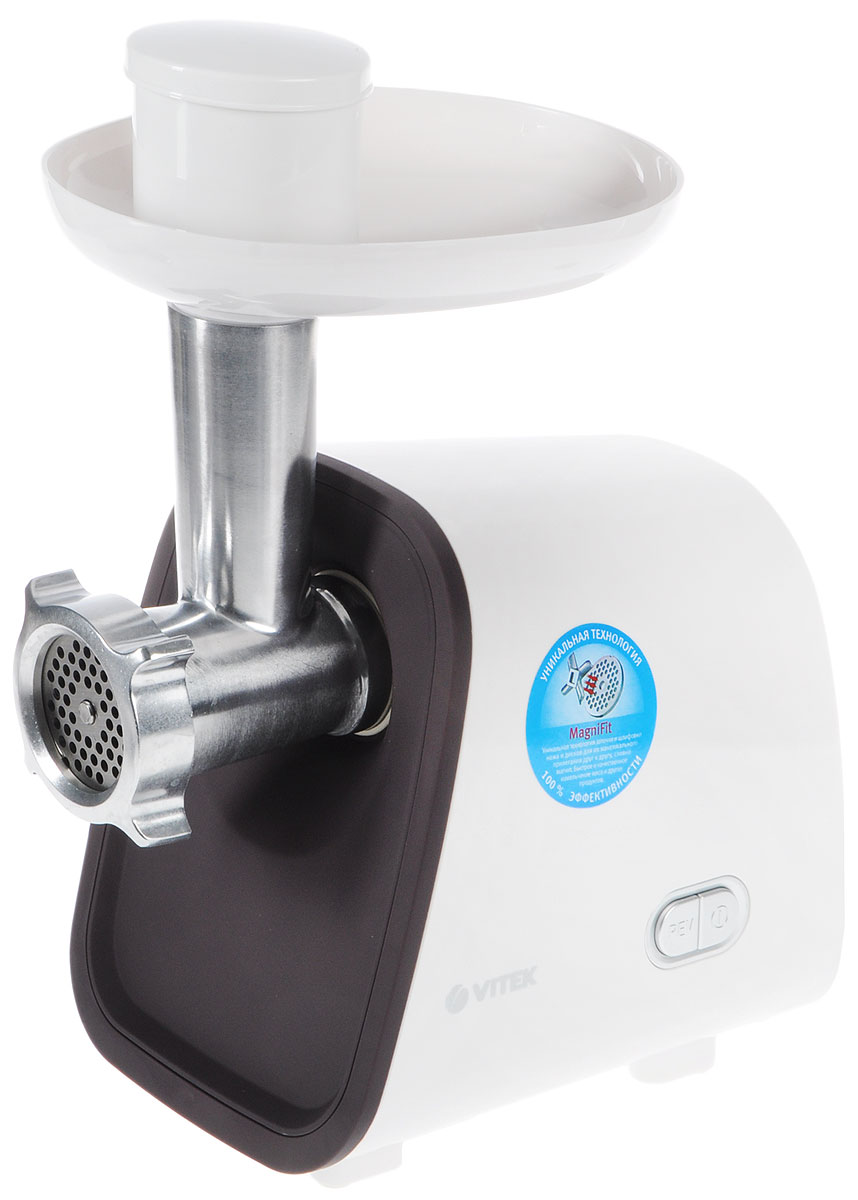 Vitek VT-3603(BD) мясорубкаVT-3603(BD) Vitek VT-3603(BD) мясорубкаVT-3603(BD)Благодаря своему DC мотору, усовершенствованному редуктору и ультратихому вентилятору охлаждения новая мясорубка Vitek VT-3603(BD) бесшумно и быстро превратит мясо и рыбу в нежнейший фарш. Небольшие габариты VT-3603 позволяют ей идеально вписаться в кухню любых размеров. Данная модель способна приготовить до 1,5 кг фарша в минуту. В ней установлен мощный бесшумный DC мотор. Мощность такого мотора в 2 раза, а срок службы в 3 раза превышает соответствующие показатели обычного мотора. Благодаря бесшумному DC мотору, усовершенствованному редуктору со звукоизоляцией и тихому вентилятору охлаждения, мясорубка работает практически бесшумно. Одновременно с этим, мясорубка оснащена уникальной технологией Magnifit - заточка и шлифовка ножа и диска обеспечивают максимальное прилегание друг к другу, словно магнит – вы сможете получить фарш, измельчённый со 100% эффективностью. Мясорубка оснащена 2-мя дисками из высококачественной нержавеющей стали, что позволяет им служить...
