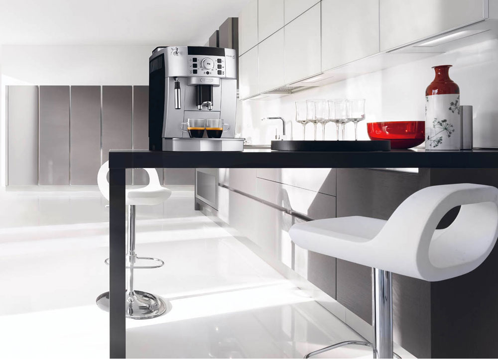 DeLonghi Magnifica ECAM 22.110.SB, кофемашина DeLonghi Magnifica ECAM 22.110.SB, кофемашина