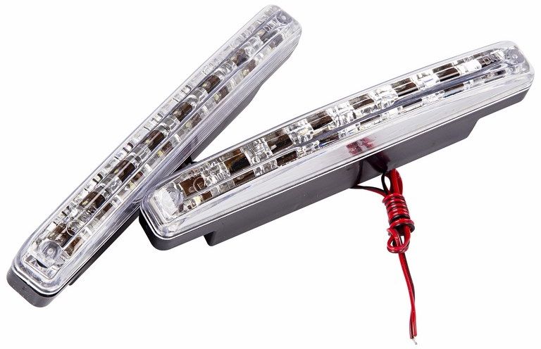 Дневные ходовые огни Lamper, 16 диодовS03301004 Дневные ходовые огни Lamper, 16 диодовS03301004Рабочее напряжение: 8-16 ВПотребляемая мощность: 8 ВтПродолжительность работы: до 50 000 часовТемпература работы: от -40°C до +85°C Пластиковый корпус. Размеры: 155х17.8х35.6.