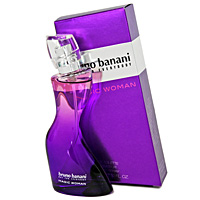 Bruno Banani Magic Woman. Туалетная вода, 30 мл0737052216003 Bruno Banani Magic Woman. Туалетная вода, 30 мл0737052216003Magic Women – новый женский аромат от популярного немецкого дома моды Bruno Banani, известного своей экологически чистой продукцией. Аромат создан в 2009 году вслед за одноименным мужским. Относится к группе ароматов цветочные фруктовые. Аромат Magic Women Bruno Banani – это волшебное зелье, некая невидимая магическая материя, окутывающая кожу и притягивающая мужские сердца своим природным запахом. Композиция аромата начинается спелыми нотами дыни, красных ягод, маракуйи и фиалки, плавно растворяясь в бархатной сладости нот ландыша и клубники. К концу дня композицию дополнит древесно-мускусная база из нот сандалового дерева и мускуса. Верхняя нота: Апельсин, Древесные ноты. Средняя нота: Эвкалипт, Лаванда, Мята. Шлейф: Мускатный орех. Аккорд розового шампанского придает аромату игривое настроение. Дневной и вечерний аромат.