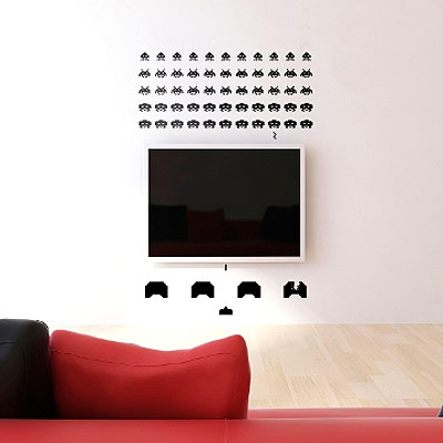 Стикер Paristic Space invaders, 55 х 64 см300151_темно-розовый Стикер Paristic Space invaders, 55 х 64 см300151_темно-розовыйДобавьте оригинальность вашему интерьеру с помощью необычного стикера Space Invaders. Изображение на стикере выполнено по мотивам культовой стрелялки для игровых автоматов Space Invaders. Все поклонникам этой игры стикер придется по вкусу.Необыкновенный всплеск эмоций в дизайнерском решении создаст утонченную и изысканную атмосферу не только спальни, гостиной или детской комнаты, но и даже офиса. Стикервыполнен из матового винила - тонкого эластичного материала, который хорошо прилегает к любым гладким и чистым поверхностям, легко моется и держится до семи лет, не оставляя следов. В комплекте прилагается ракель, с помощью которого вы без труда наклеите стикер на выбранную поверхность. Сегодня виниловые наклейки пользуются большой популярностью среди декораторов по всему миру, а на российском рынке товаров для декорирования интерьеров - являются новинкой.Paristic - это стикеры высокого качества. Художественно выполненные стикеры, создающие эффект обмана зрения, дают необычную возможность использовать в своем интерьере элементы городского пейзажа. Продукция представлена широким ассортиментом - в зависимости от формы выбранного рисунка и от ваших предпочтений стикеры могут иметь разный размер и разный цвет (12 вариантов помимо классического черного и белого). В коллекции Paristic - авторские работы от урбанистических зарисовок и узнаваемых парижских мотивов до природных и графических объектов. Идеи французских дизайнеров украсят любой интерьер: Paristic - это простой и оригинальный способ создать уникальную атмосферу как в современной гостиной и детской комнате, так и в офисе. В настоящее время производство стикеров Paristic ведется в России при строгом соблюдении качества продукции и по оригинальному французскому дизайну. Характеристики:Размер стикера: 55 см х 64 см. Размер упаковки: 11 см х 6 см х 79 см. Комплектация: виниловый стикер; ракель; инструкция; Производитель: Франция.