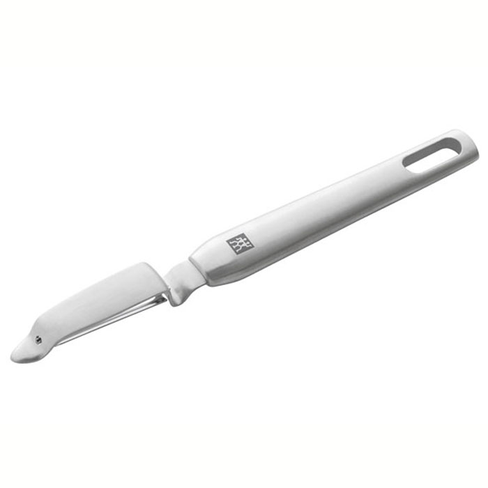 Zwilling овощечистка Twin Prof с движущимся лезвием37802-000 Zwilling овощечистка Twin Prof с движущимся лезвием37802-000Овощечистка Twin Prof с движущимся лезвием предназначена для удобной чистки овощей и фруктов. Она изготовлена из высококачественной нержавеющей стали. Удобная рукоятка овощечистки не позволит выскользнуть ей из вашей руки. Также овощечистка имеет небольшое ушко, с помощью которого вы можете повесить ее у себя на кухне. Овощечистка Twin Prof займет достойное место среди аксессуаров на вашей кухне. Характеристики: Материал: нержавеющая сталь. Длина овощечистки: 20,5 см. Длина лезвия: 4 см. Производитель: Германия. Изготовитель: Китай. Артикул: 37802-000. Немецкая компания Zwilling J. A. Henckels была основана в 1731 году. При производстве своей продукции компания на протяжении многих лет использует инновационные технологии. В настоящее время компания Zwilling J. A. Henckels является эталоном высокого немецкого качества, долговечности и практичности, чем заслужили признание...